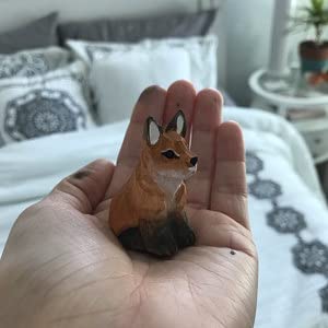 Selsela Hand-Carved Red Fox Figurine - Handmade Wooden Figurine Statue Small Art Sculpture Home Decor Artisan Carving Miniature Animal. Artisan Carving for Rustic Home Decor & Collectibles