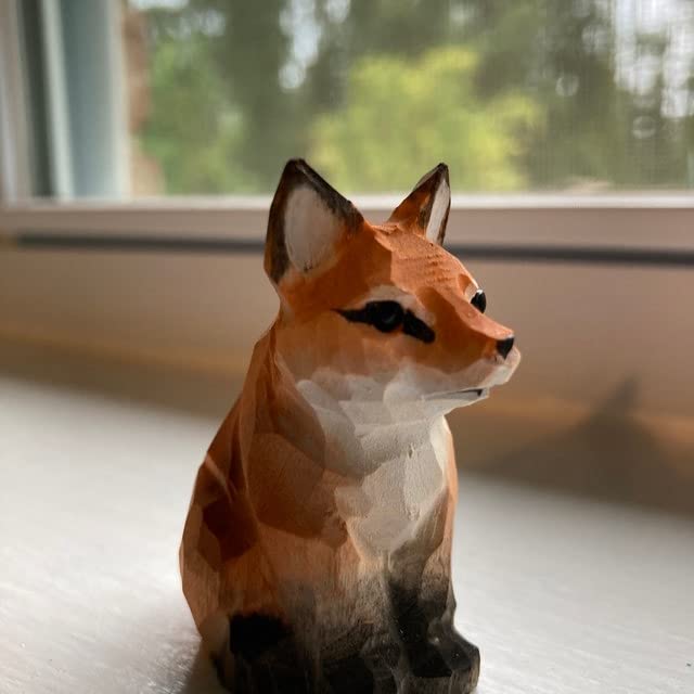 Selsela Hand-Carved Red Fox Figurine - Handmade Wooden Figurine Statue Small Art Sculpture Home Decor Artisan Carving Miniature Animal. Artisan Carving for Rustic Home Decor & Collectibles