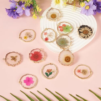 Natural Dried Pressed Flower Charms Geometric Shape Dried Flower Resin Charms Epoxy Resin Floral Pendants for DIY Crafts Necklace Earring Keychain Jewelry Making - color: Mixed Color-Flat Round Flower