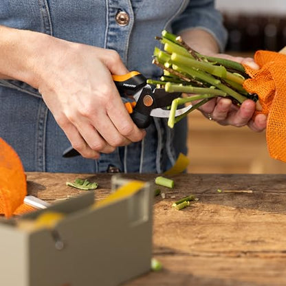 Fiskars Floral Bypass Pruning Shears, Garden Clippers for Deadheading (Pack of 6) - style: Floral Pruner (Pack of 6)