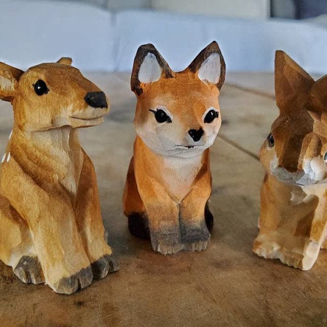 Selsela Hand-Carved Red Fox Figurine - Handmade Wooden Figurine Statue Small Art Sculpture Home Decor Artisan Carving Miniature Animal. Artisan Carving for Rustic Home Decor & Collectibles