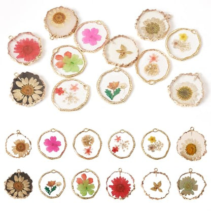 Natural Dried Pressed Flower Charms Geometric Shape Dried Flower Resin Charms Epoxy Resin Floral Pendants for DIY Crafts Necklace Earring Keychain Jewelry Making - color: Mixed Color-Flat Round Flower