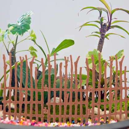 UPKOCH Miniature Farm Fence Toy Set 3.93 X 2.36 in Mini Fence for Dollhouse Fairy Garden Micro Landscape Farm Model Table Decoration DIY Miniature Decoration
