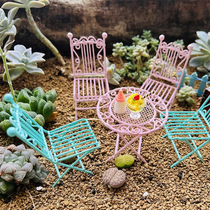 IMIKEYA 1/12 Scale Miniature Wrought Iron Table and Chairs Set Round Dollhouse Bistro Furniture with 1 Table and 2 Chairs for Tiny House Doll Furniture Desktop Decor